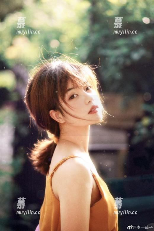 感受Bomi(普美)短裤之美的高清图集：每一张都是夏日的诗篇，唤醒你的时尚灵感！