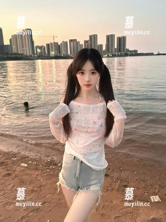 Feilin嗲囡囡-赵小米Kitty Feilin嗲囡囡 - 全新夏日写真作品上线!赵小米Kitty用镜头捕捉这个季节的蔚蓝与欢笑!