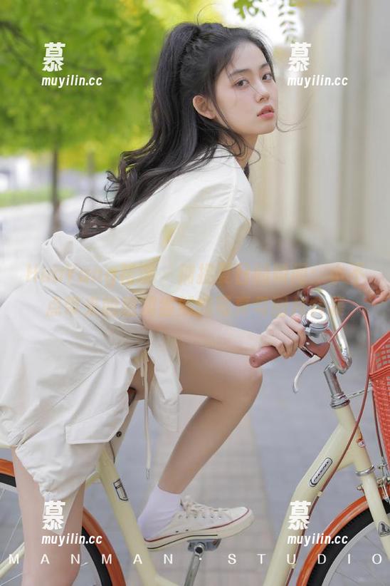 HuaYang花漾-小不点 HuaYang花漾 - 捕捉夏日的瞬间:小不点带来的意趣盎然的写真与图片合集