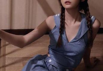 IMiss爱蜜社 – 妤薇Vivian牛仔裤：我在美图图集里的日常，就是一场不设限的狂欢！