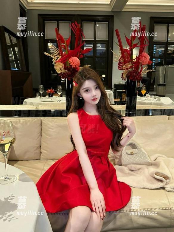 MFStar模范学院 - 拥抱阳光与风：悦爷妖精夏天写真合集，展现完美图集中的无限可能！