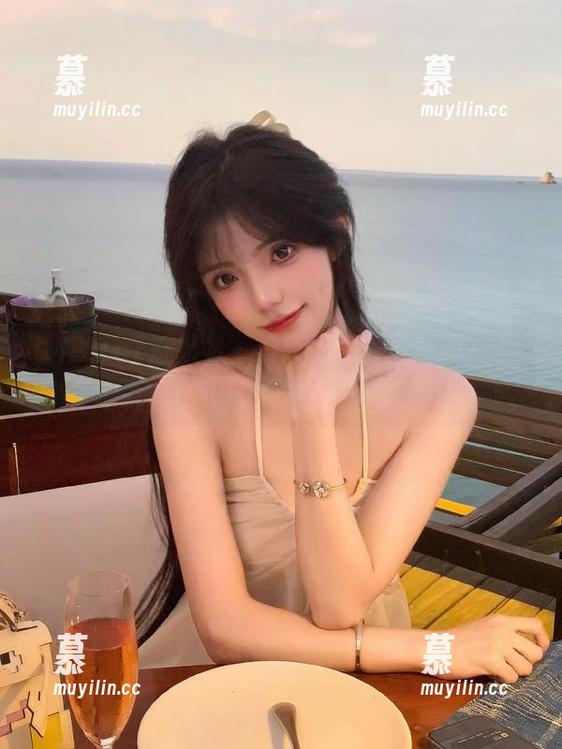 MiStar魅妍社-SISY思 MiStar魅妍社 - SISY思夏天写真:炎炎夏日中的美图与梦幻套图