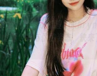 MiStar魅妍社 – 小狐狸Kathryn泳衣写真集，炫丽色彩与优雅姿态，快来下载吧！