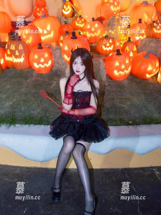 Mimmi(밈미)DJAWA的调皮红帽魅力，开启专属美图套图分享！