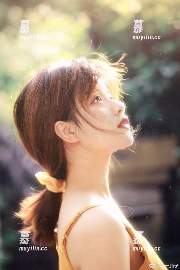 MyGirl美媛馆 - 温暖如春的徐微微mia护士写真套图，带你感受不一样的护理之美