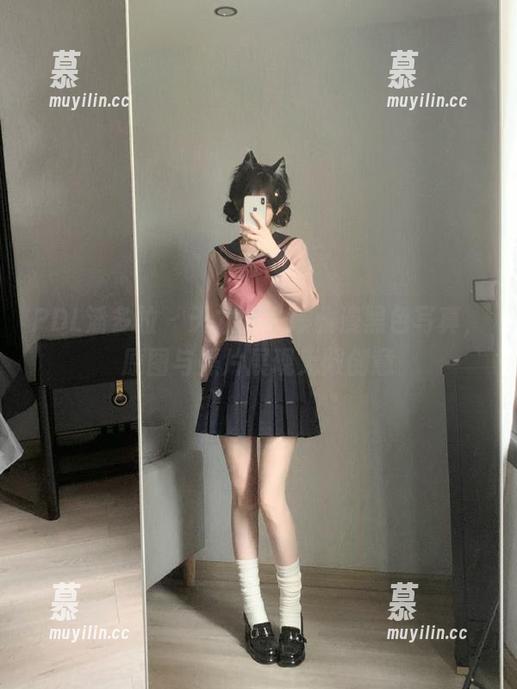 PDL潘多拉 - 天才博主陈雅漫黑色写真，原图与照片展现无限创意