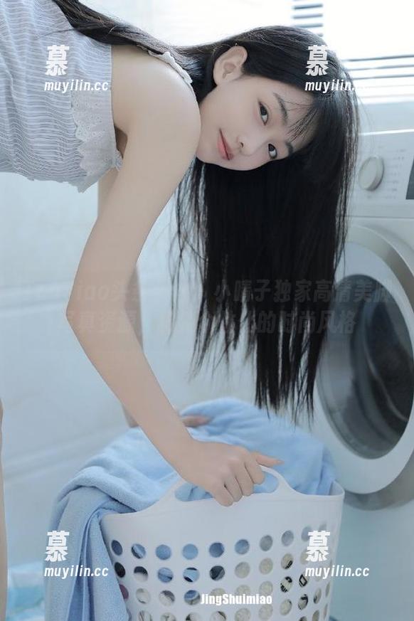TouTiao头条女神-小晴子 TouTiao头条女神 - 小晴子独家高清美脚写真资源,构建个性化的时尚风格