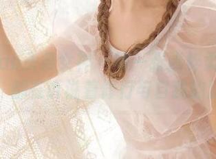 TouTiao头条女神 – 每一张张梓柔的瑜伽照片，都在诉说着修行与自我的旅程！