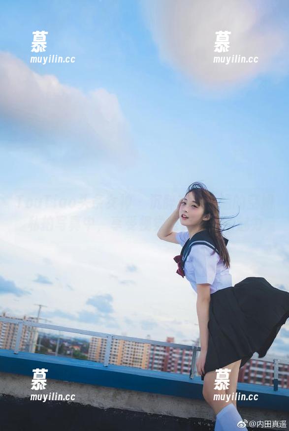 TouTiao头条女神-王一涵 TouTiao头条女神 - 沉醉在王一涵的空姐私拍写真中,享受视觉盛宴的无限魅力