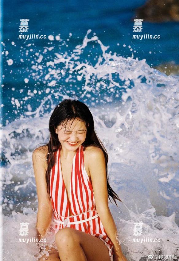 TouTiao头条女神-童安琪 TouTiao头条女神 - 童安琪海边写真集:海风轻拂下的视觉盛宴资源