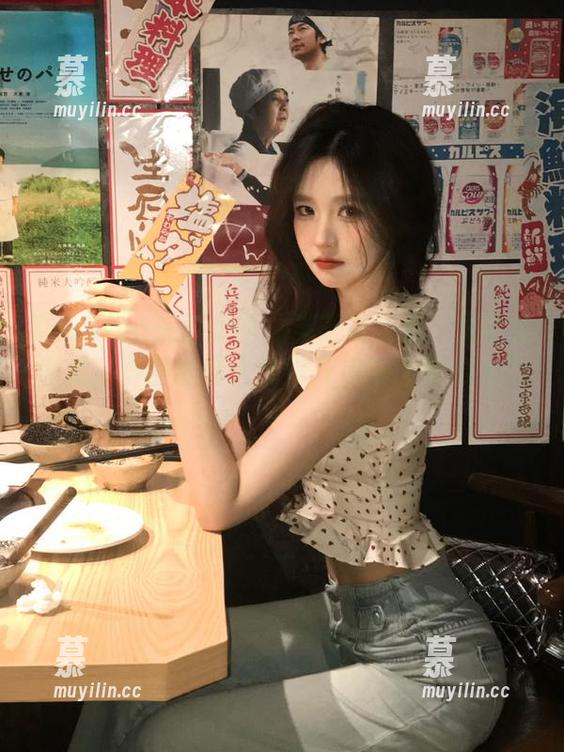 TouTiao头条女神-艾静香 TouTiao头条女神 - 当艾静香遇上无圣光图集,静静的情人带你开启新世界的大门!