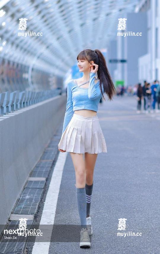 TouTiao头条女神-莫晓希 TouTiao头条女神 - 观看莫晓希清纯学妹的写真精彩合集,定格那些动人的青春瞬间
