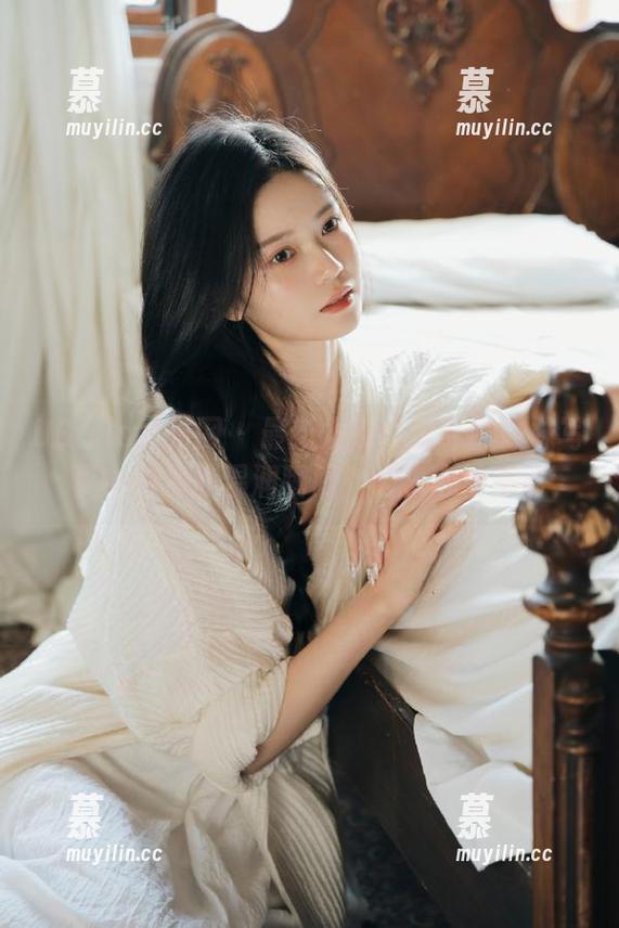 UGirls尤果网-倪叶腾 UGirls尤果网 - 最新发布:倪叶腾妹妹写真中的那些温润瞬间,让人心动不已
