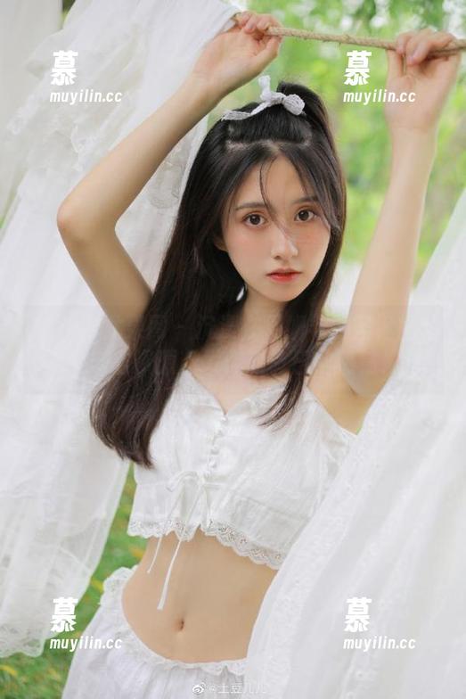 UGirls尤果网-周妍希 UGirls尤果网 - 沉浸在周妍希的圣诞图集,丰富资源激发你对节日的热情!