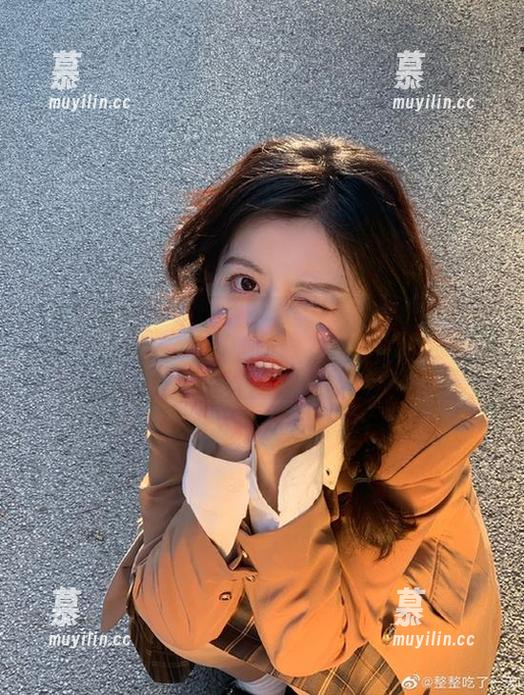 UGirls尤果网-周妍希 UGirls尤果网 - 精心定制周妍希长腿写真,梦幻般的图片让你沉醉在美丽之中!