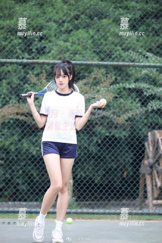 UGirls尤果网-杨乔之 UGirls尤果网 - 杨乔之的裸足高清照片:轻松调侃生活,尽显个性风采
