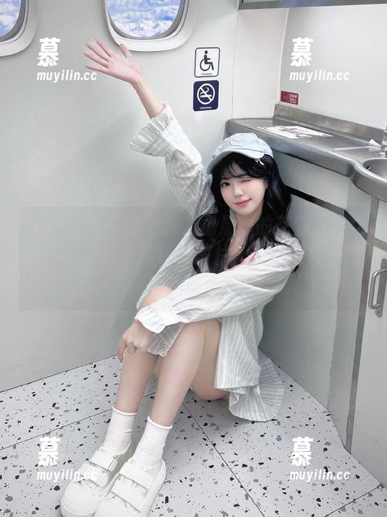UGirls尤果网-杨晨晨 UGirls尤果网 - 深入杨晨晨的花嫁写真之旅,分享每一张精致图片,仿佛置身梦幻婚礼现场。