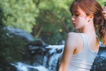 UGirls尤果网 – 收集王凌宇的和服美图，下载图集，给你的生活添一抹色彩！