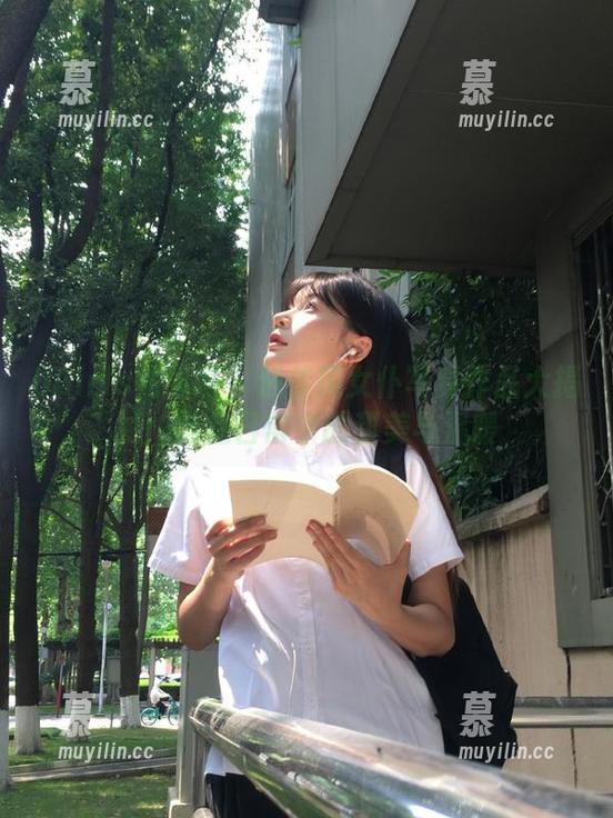 UGirls尤果网-赵佳琪 UGirls尤果网 - 赵佳琪女仆写真作品大揭秘:捕捉日常中的甜美与温暖