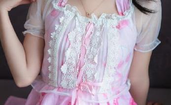 UGirls尤果网 – 运动中的郝晴Grace：让你在欢笑中欣赏她的独特写真资源