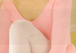 UGirls尤果网 – 最新韩沫瑜旗袍美图更新，打开传统之门，感受每一寸布料流淌的文化底蕴！