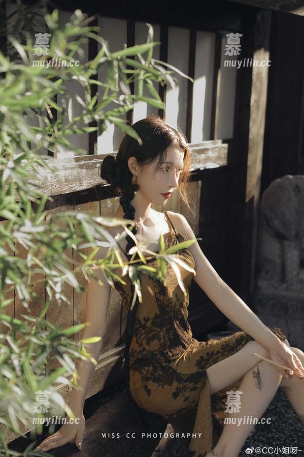 XIAOYU语画界-杨紫嫣 XIAOYU语画界 - 探索杨紫嫣的厨娘图包,观看她将生活艺术化的精彩瞬间