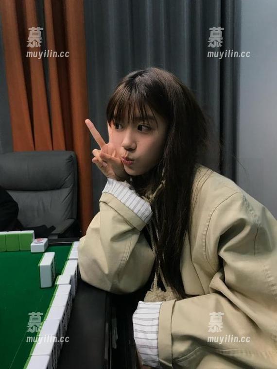 Xiuren秀人网 - Emily顾奈奈厨娘写真：看她如何把厨房变成了自拍的天堂！