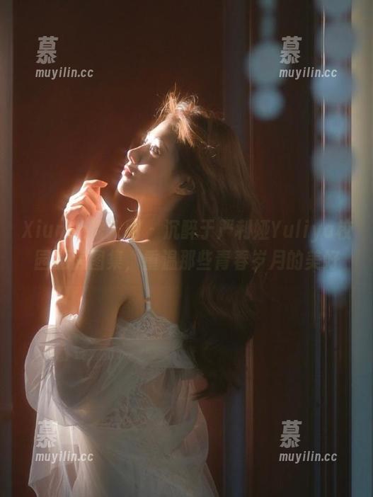 Xiuren秀人网-严利娅Yuliya Xiuren秀人网 - 沉醉于严利娅Yuliya校园私房图集,重温那些青春岁月的美好