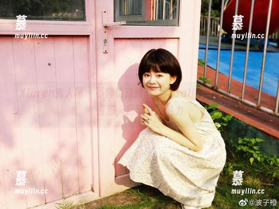 Xiuren秀人网 - 不容错过的夏诗诗Sally黑丝高清写真资源，尽显女性魅力