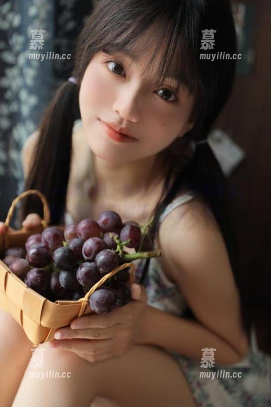 Xiuren秀人网-娜娜子呀 Xiuren秀人网 - 娜娜子呀泳池写真集,释放你的夏日激情,赶紧下载!