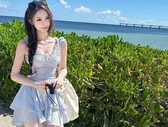 Xiuren秀人网 – 免费欣赏张庭蓉短裙写真合集，感受她的时尚风采