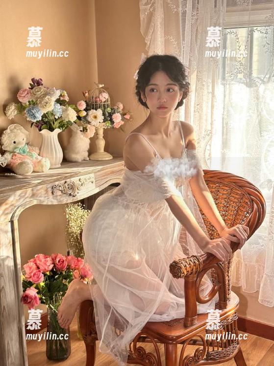 Xiuren秀人网 - 想做你的猫夏天写真壁纸合集，捕捉那份属于夏天的自由与热情