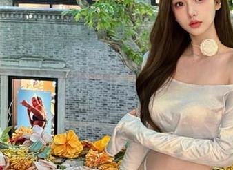 Xiuren秀人网 – 星小兔Meetu教室的原图曝光：你将见到不一样的学习氛围！