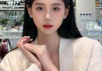 Xiuren秀人网 – 林子欣freya连衣裙图集大更新：时尚与搞笑并存，给你全新的视觉享受！