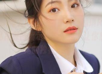 Xiuren秀人网 – 无惧窥探，柚琪Rich的内衣私拍原图展示真实自我，让你感受到她的独特魅力！