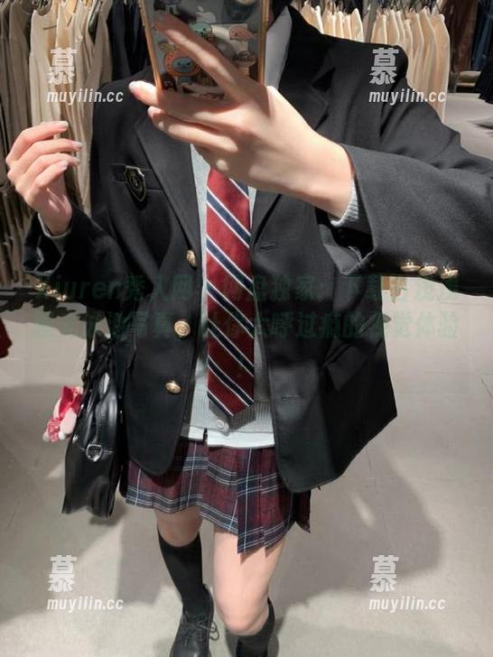 Xiuren秀人网-白浅浅 Xiuren秀人网 - 网盘独家:下载白浅浅曝光泳池写真,让你大呼过瘾的视觉体验!