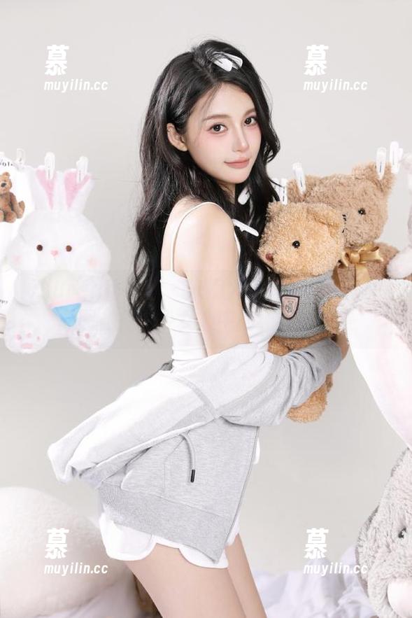 Xiuren秀人网-米妮大萌萌 Xiuren秀人网 - 米妮大萌萌的纯白写真原图,揭示少女心中的纯粹与浪漫