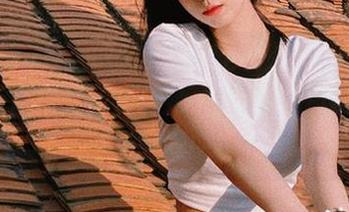Xiuren秀人网 – 陆萱萱cecillia丝袜写真全新合集更新，与她一起沉浸在迷人的视觉世界中！