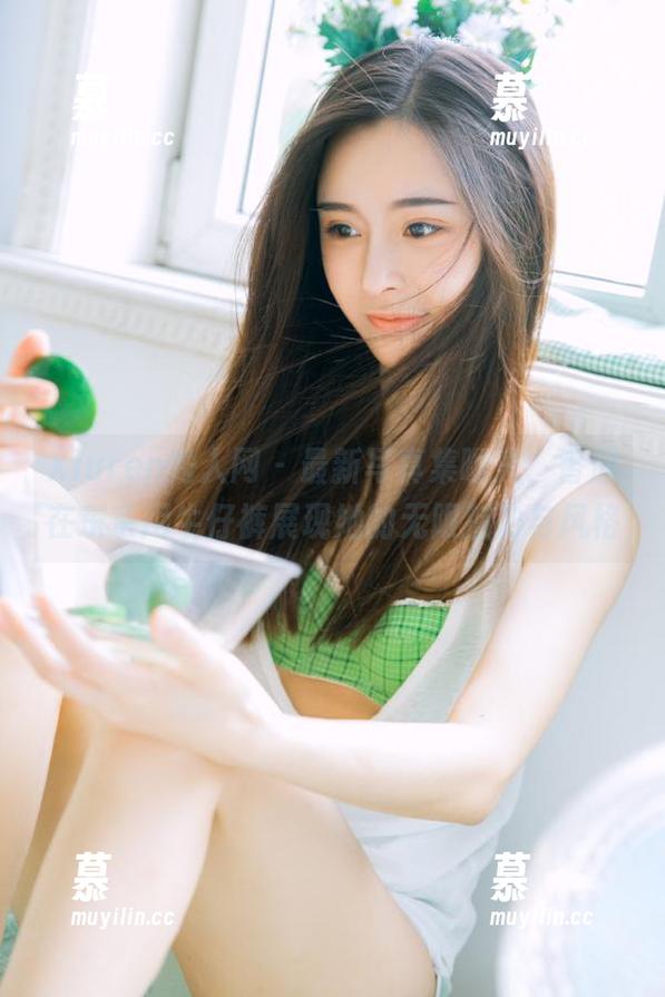 Xiuren秀人网-香澄在东京 Xiuren秀人网 - 最新写真集曝光,香澄在东京用牛仔裤展现她的无限魅力与风格