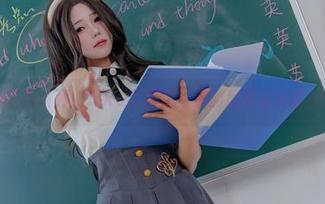 高清原图系列：Yiko湿润兔打造的居家甜妹唯美瞬间