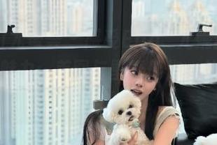 YouMi尤蜜荟 – 感受Egg_尤妮丝Egg裸足的魅力：美图与壁纸伴你，共同追寻生活的美好