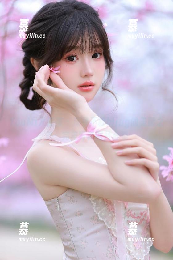 YouMi尤蜜荟-不柠bling YouMi尤蜜荟 - 探寻不柠bling的美腿之美:完美写真图片合集