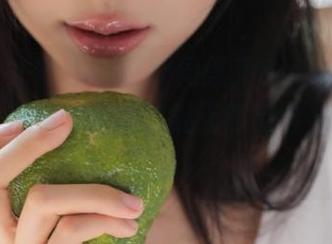 YouMi尤蜜荟 – 少女周思乔Betty的写真集在线发布，原图捕捉无邪笑容与青春瞬间