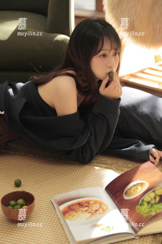 YouMi尤蜜荟-媛宝儿boa YouMi尤蜜荟 - 媛宝儿boa的皮衣写真,高清图库记录别样风格与气质