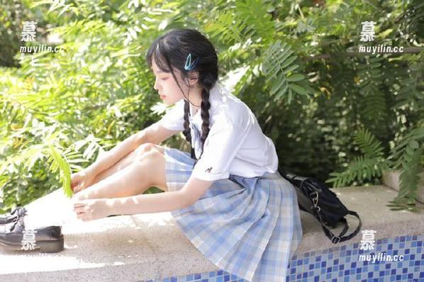 YouMi尤蜜荟-战姝羽Zina YouMi尤蜜荟 - 战姝羽Zina空姐写真合集分享,让我们一起领略空姐的风采与风情