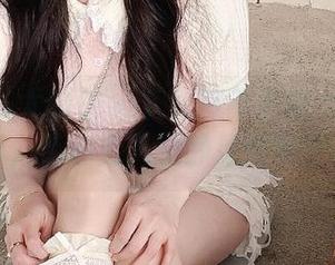 YouWu尤物馆 – 下载冷不丁修女高清写真，带你走入宁静灵性的世界