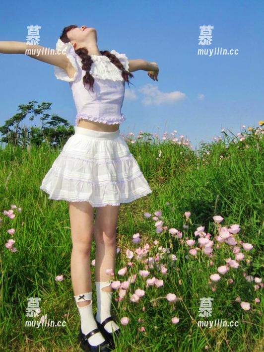 ZinieQ 畅游在ZinieQ天使的艺术世界,精彩图包与写真合集等你来挖掘!