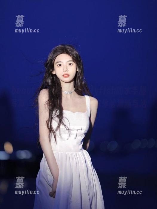 beautyleg-Jellyfish beautyleg - 锁定Jellyfish的水手服写真,在线获取原图,带你体验清新与活力的完美结合!