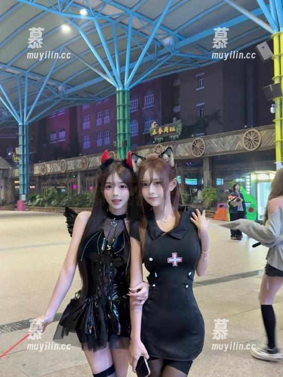 beautyleg-Lina beautyleg - 跟随Lina的步伐,感受她旗袍写真中的优雅与柔美套图