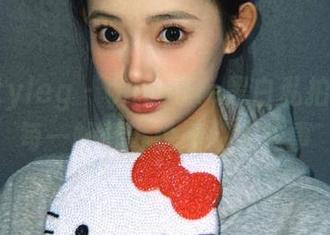 beautyleg – Queenie黑白私拍写真，每一帧都诉说着动人故事